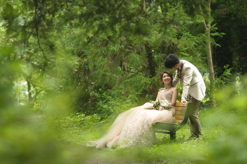 〈ブランド・洋装2点〉ロケ撮影【400カットデータ・アルバム◇ウェディング1点&カラー1点+ロケ地2箇所】