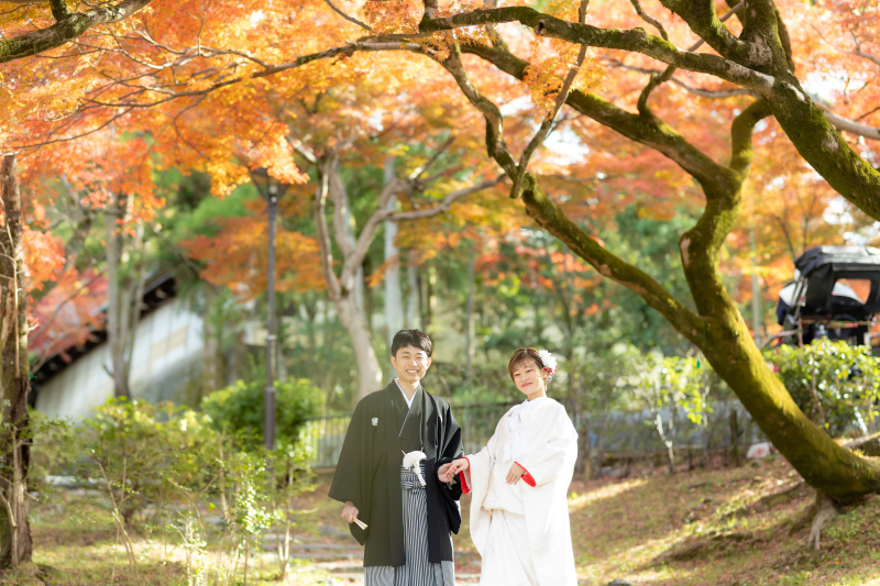 【10月.11月.12月撮影の方限定!】〈和装2点 &色掛下+小物 〉ロケ撮影【色打掛1点&白無垢1点/全データ/アルバム付】