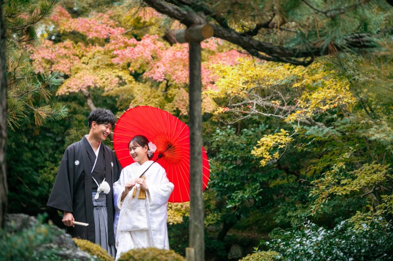秋の超早得!≪10月~12月撮影される方限定≫和装「極」プラン【ロケ地2箇所・お衣装 新郎様2点 / 新婦様3点】