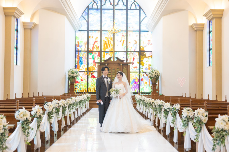 輝くステンドグラス