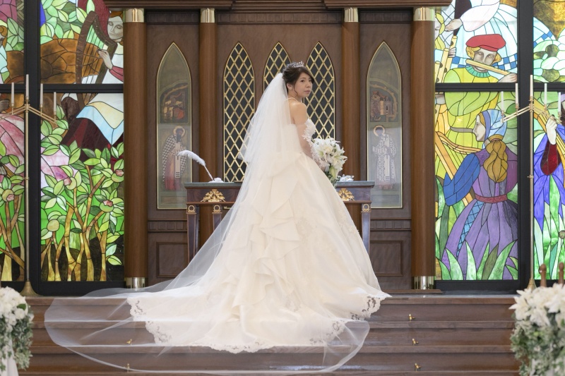 後ろ姿も美しく