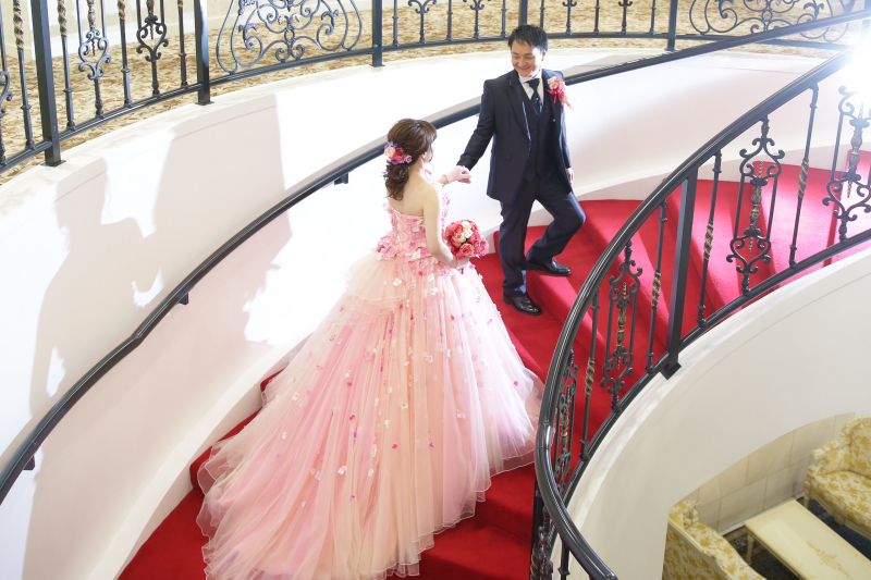 お色直しはピンクのドレス