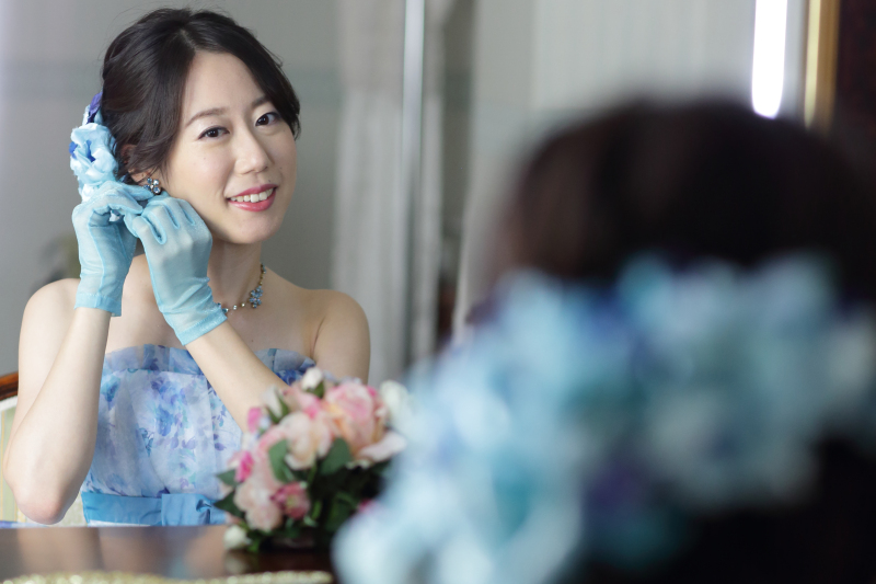 鏡越しのキュートな表情