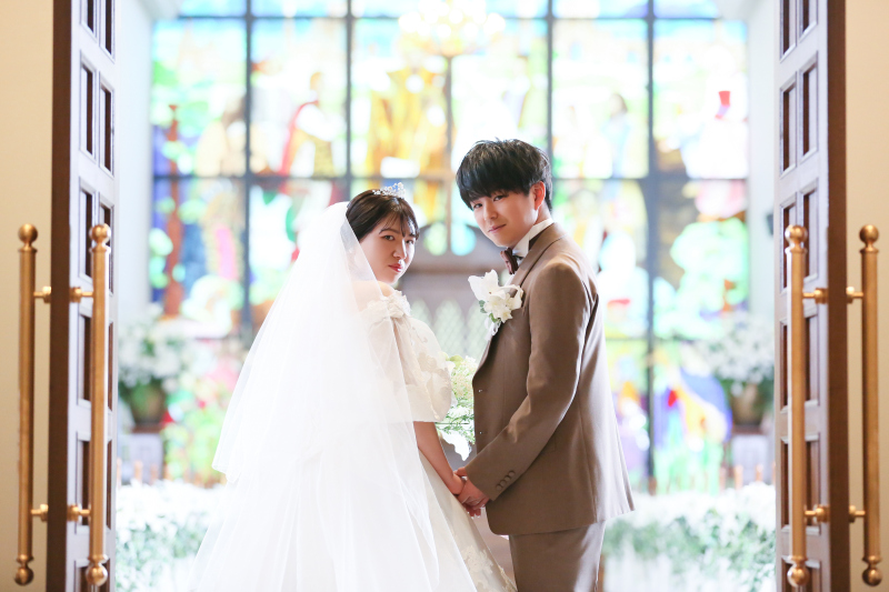 桂由美のウェディングドレスを纏って洋装1着フォト　〈白ドレスロケ〉