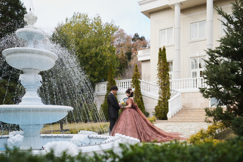 好きなキャラクターと親御様と一緒に 〈白ドレス&色ドレスロケ〉