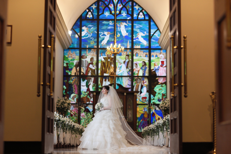 浮かび上がる花嫁