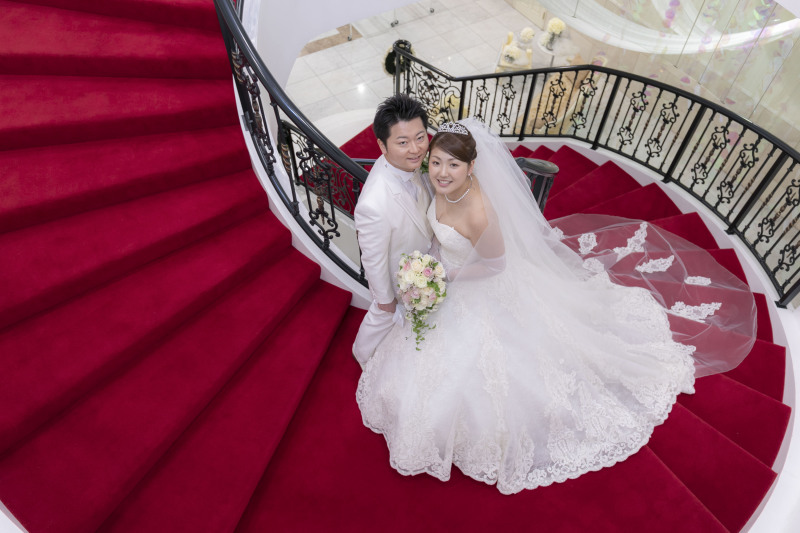 赤絨毯の螺旋階段