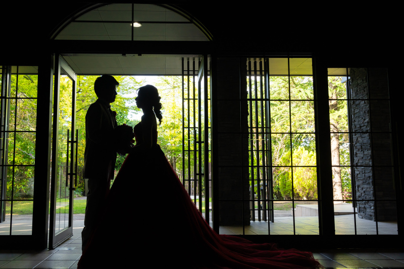 会場外の緑を活かして