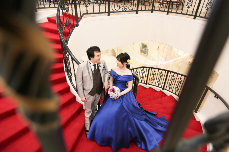 カラードレスから撮影スタート