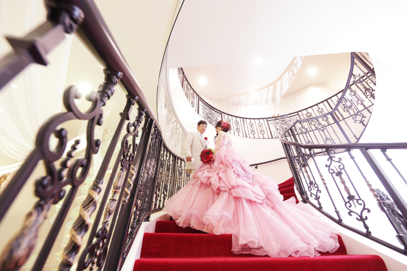 ピンクのドレスへお色直し