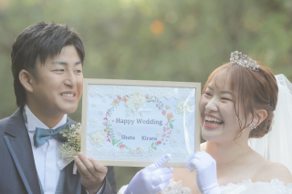 衣装3着、家族とペットと内容盛りだくさん！　〈白ドレス＆色ドレス＆色打掛ロケ〉 