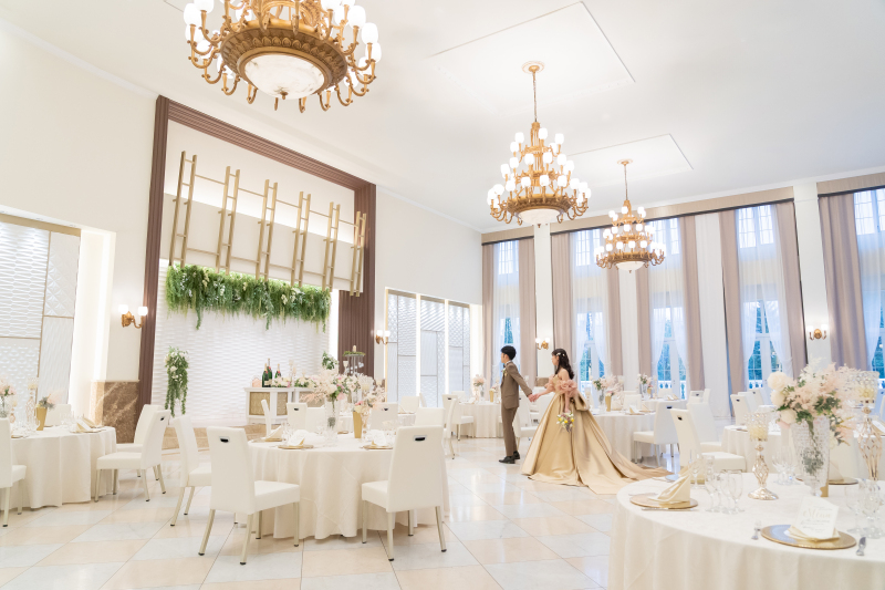 華やかな披露宴会場