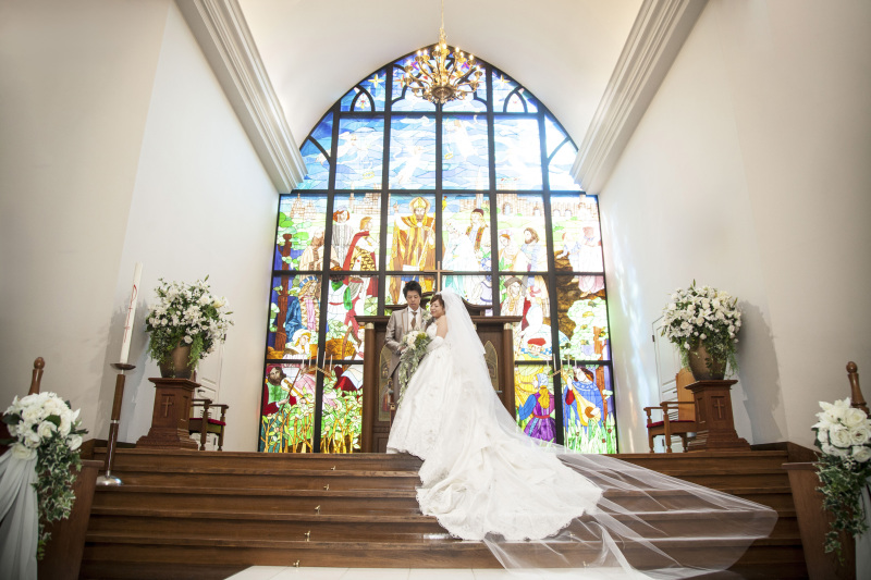 壁一面のステンドグラス