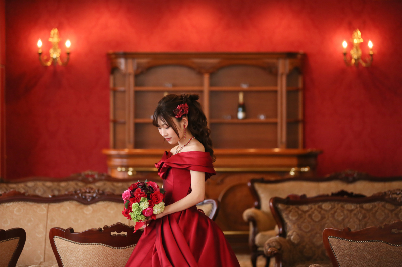 赤のカラードレス