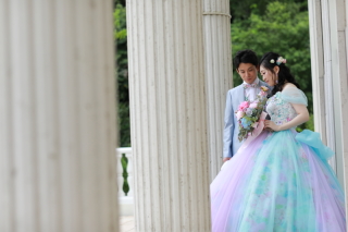 洋装2着教会＆披露宴会場フォト　〈白ドレス＆色ドレス結婚式前撮りロケ〉 