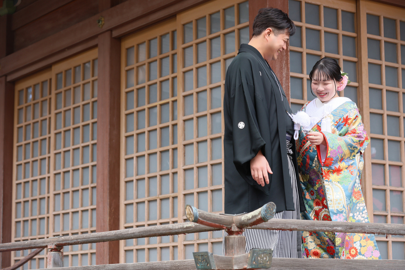 拝殿に上がって