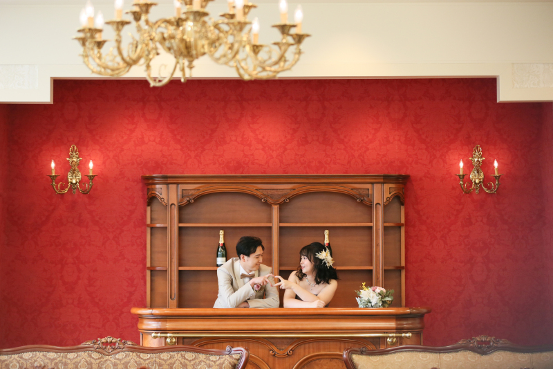 バーカウンターで