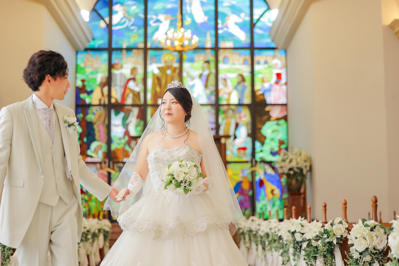 鮮やかなステンドグラス