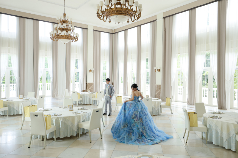 明るい披露宴会場