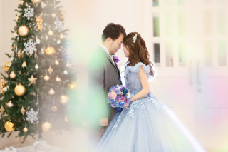 洋装3着でのクリスマスフォト　〈白ドレス＆色ドレス2着ロケ〉