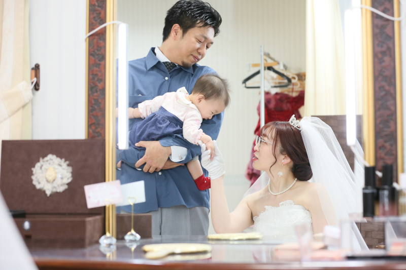 綺麗な花嫁ママ