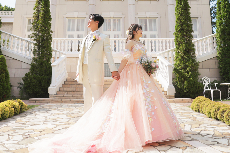 仙台ゆりが丘マリアージュアンヴィラ_カラードレスが豊富