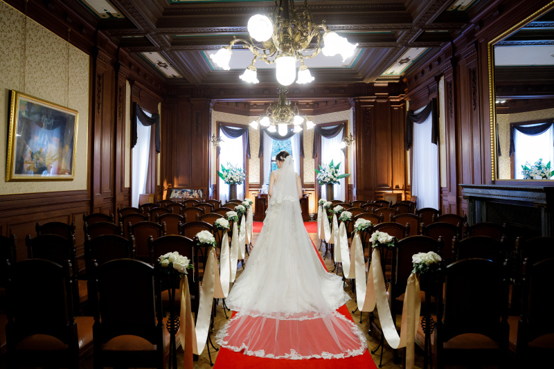 貴賓館に合うドレスが沢山！