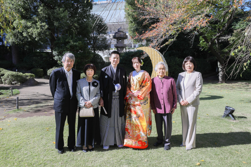 【大切なご家族さま・ご友人さまと一緒に】ファミリーフォトプラン / 日本庭園和装ロケーションプラン