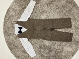 男児130-2　ブラウンチェックベスト