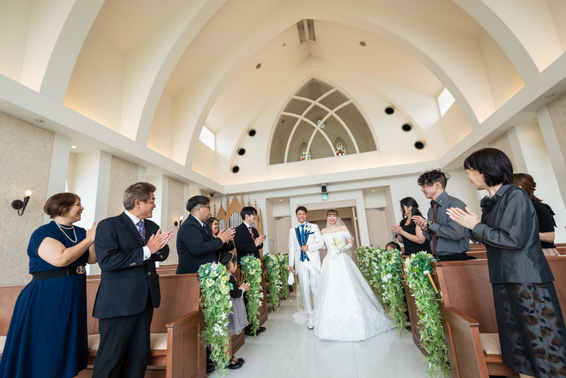 【チャペル＆スタジオフォト】ご家族様との大切なひと時～お2人でのスタジオフォトも