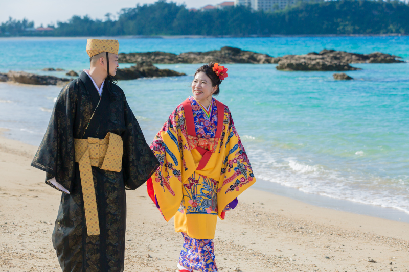 琉装でのビーチフォト