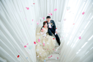 【打合せから撮影まで1日で完結】スタジオ洋装スタンダードプラン＜ドレス1着＋1ポーズ写真データ＆台紙付き＞