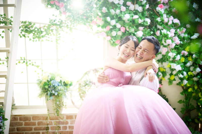 【平日撮影限定】ドレス1着＋データ&アルバム＋Wフォトフレーム２個プレゼント☆