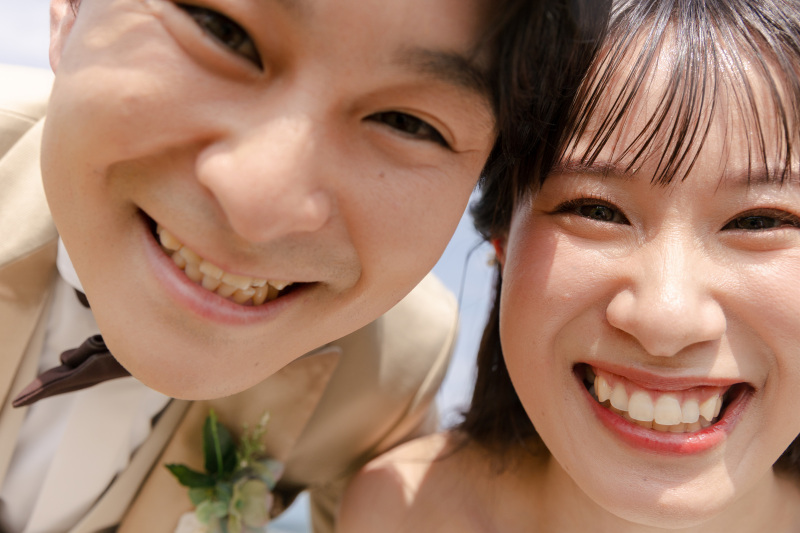 笑顔満開のお二人とフラワーランドで撮影