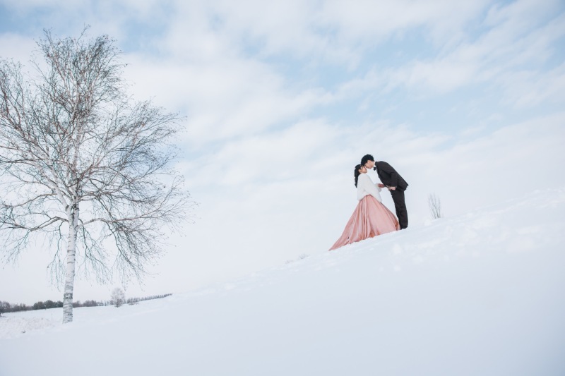 ほんのり青空が