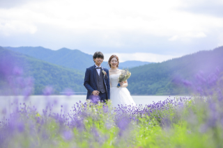 一生に一度は見たい、絶景ラベンダー畑。