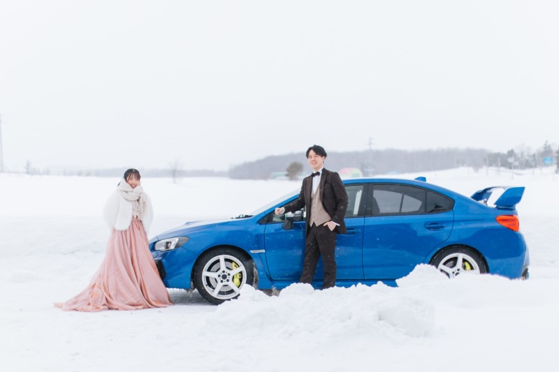 美瑛の丘とチャペルと愛車と写真を残した日