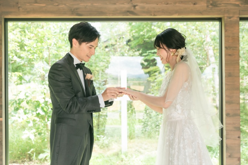 指輪の交換も丁寧に