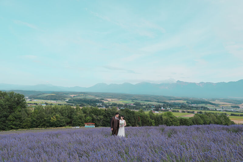 【お花畑+チャペル+ガーデン撮影】衣装+ヘアメイク+アクセサリー+ブーケ等◎写真データ300枚+アルバム35cut/美肌レタッチ