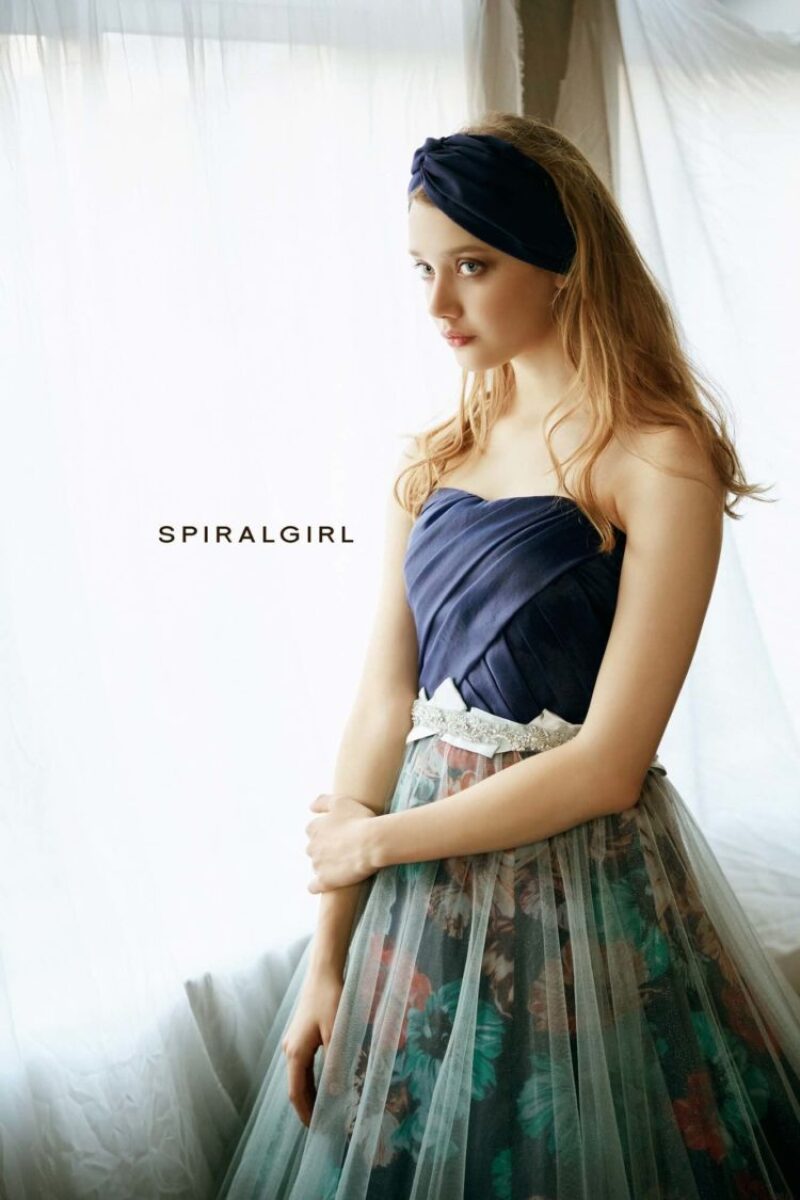 CDS042SPIRAL GIRL-7/9/11-P