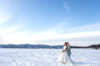 丘のうえ（Hills Studio）_冬の北海道　旭川護国神社　雪の大地　
