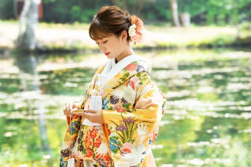 【美瑛・富良野3か所】フォトグラファー2名スチール＆動画（ドローン付）和洋各１データ（色補正・美肌レタッチ済200 カット）