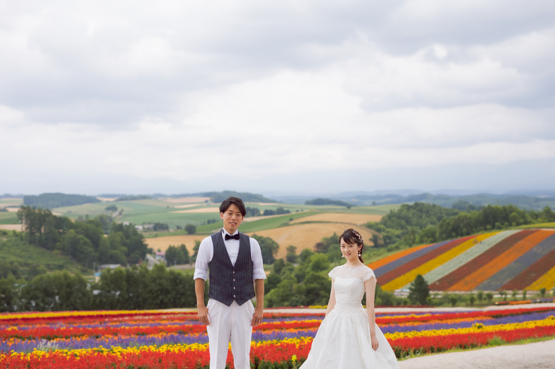 【美瑛3か所】洋装1点2名フォトグラファー、シンプルデータ（色補正・美肌レタッチ済データ200 カット）