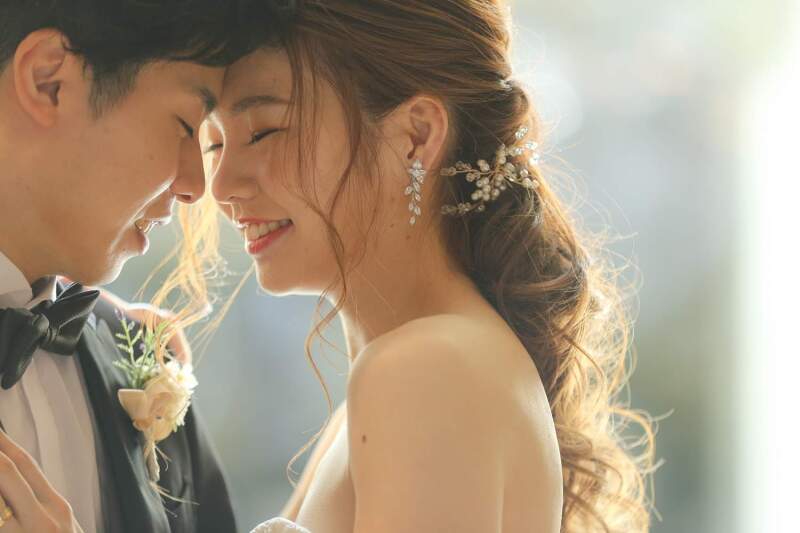 おでこを合わせて、、、