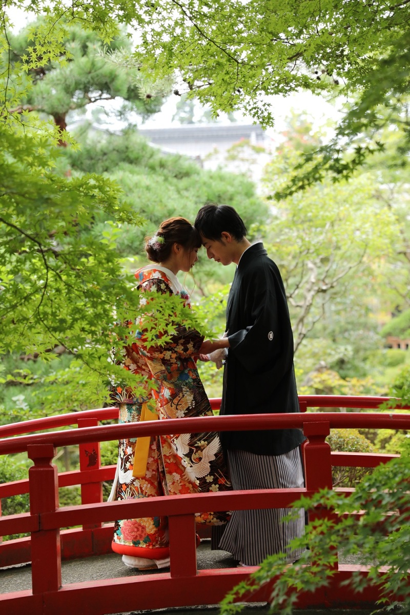 赤い橋で・・・