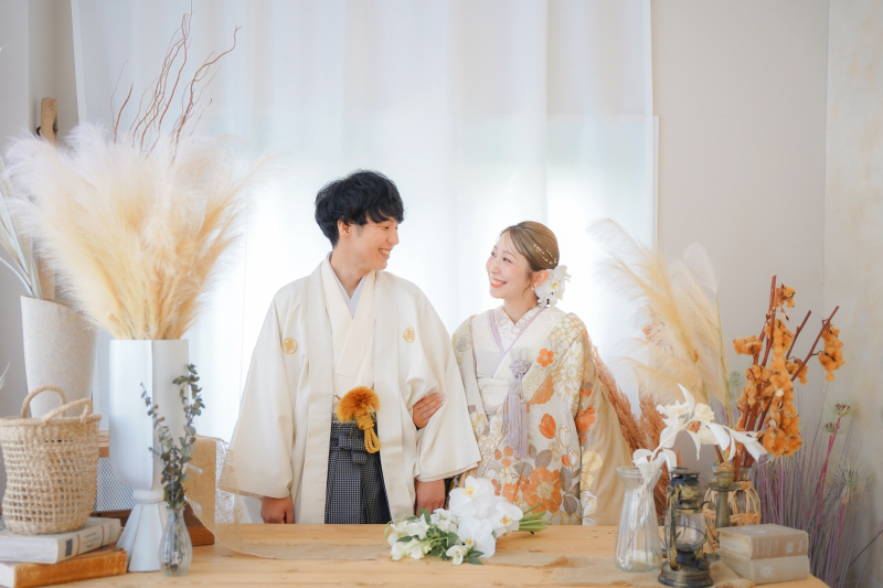 【Photorait限定】11月末まで 全て込みで¥48,000!白無垢×色打掛スタジオ撮影 データ80カット付き