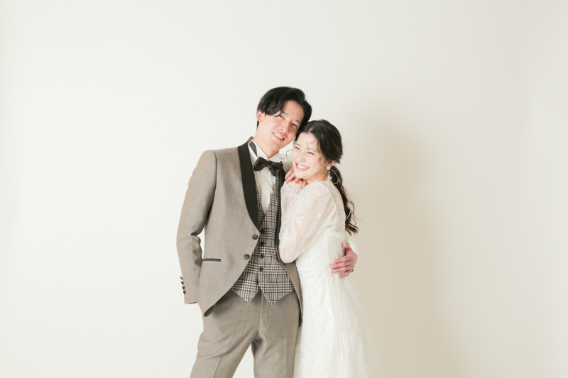 【プレ花嫁専用フルサポートプラン】ドレス&和装でスタジオ撮影・全データ150カット、選べる写真アイテム付、追加料金なしで選び放題