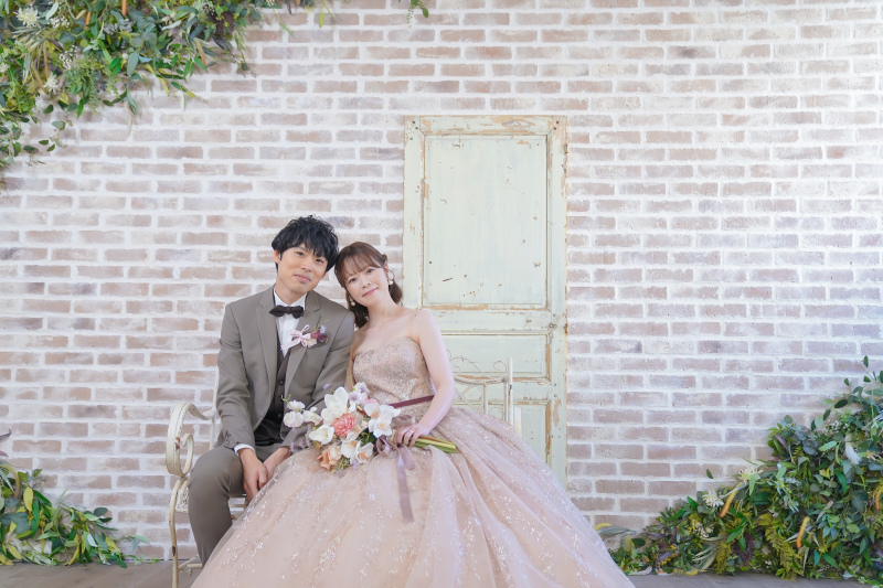 【Photorait限定】11月末まで 全て込みで¥48,000!ウェディングドレス×カラードレススタジオ撮影 データ80カット