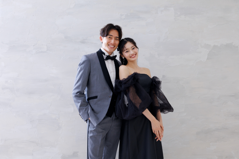 【Photorait限定】1月末まで 全て込みで¥45,000!WD×カラードレス スタジオ撮影 データ30カット付き