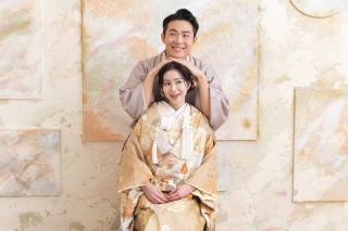 【Photorait限定】1月末まで　全て込みで￥45,000！白無垢×色打掛スタジオ撮影　データ30カット付き